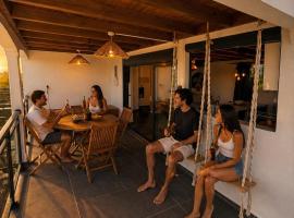 Villa 4 Chambres Piscine Jacuzzi 10 Voyageurs, hotel en Anse-Bertrand