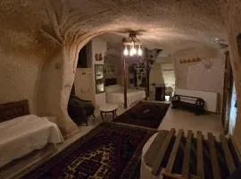 Uchisar Cave House