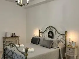 Lacerno Rooms