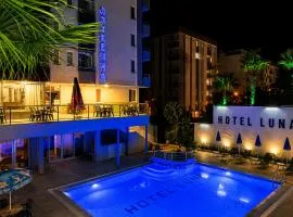 Luna Hotel