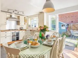 3 Bed in Southwold oc-hsmugg