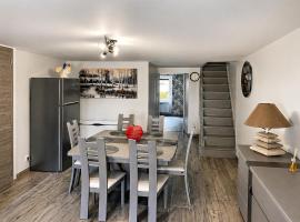 LE GITE DU LYNX N°2、Cernonのホテル