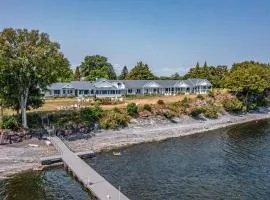 Shore Acres Inn and Restaurant