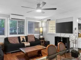 Thunderbolt Coastal Cottage