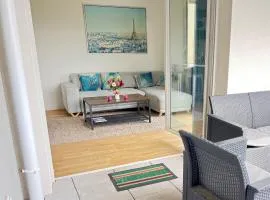 Lumière Parisienne Spacious 2BR Apartment with Terrace Free Parking Near Metro Line 13