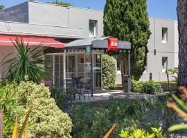 ibis Carcassonne Est la Cité: Carcassonne şehrinde bir otel