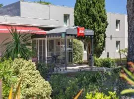 ibis Carcassonne Est la Cité