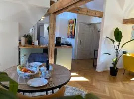 Charmanter Altbau I Parkplatz I zentral