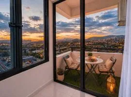 Apartamento con vistas, balcón, gym y parking