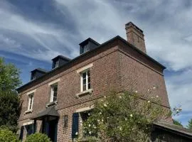 Maison de campagne Normande en briques rouges