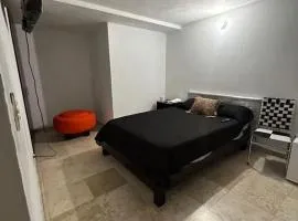 Cómodo Estudio 10