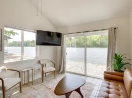 On-Site Boat Launch! Lakefront Hot Springs Cabin