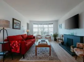 Cherry Lane Cottage - 3 Bed - 1 Full & 1 Half Bath