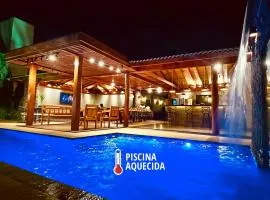 Recanto Quinta das Palmeiras, Casa com Piscina Aquecida, até 16 pessoas, Perto dos Parques, Olímpia-SP