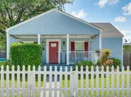 Home < 1 Mi to Aquarium, Beach & Dtwn Gulfport!