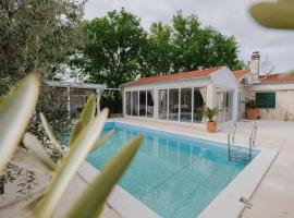 Fairy of Velebit - Countryside House with Heated Pool & Organic Garden near Zadar, Hotel in Posedarje