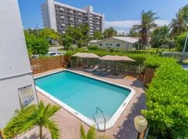 Bayview Regency Apartments By Lowkl