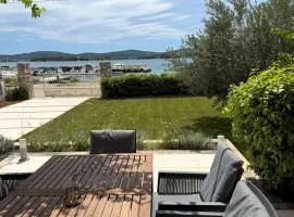 Seafront Villa Oliva