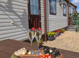 Attymchugh Lodge, hotel a Corlee