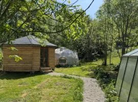 Kerterre, hébergement insolite en lisière de forêt