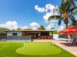 Waterfront Oasis with Pool, Tiki & Mini Golf