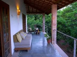 Casa completa com 3 quartos, varanda e vista para a natureza