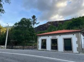 Casa De Cantoneiros