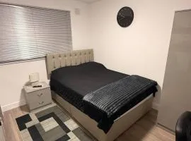 Cozy room near Town, university and BFD park