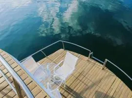 House Boat