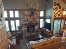 Mountainback 79 Loft Den