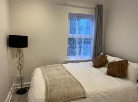 4Bedroom Home with Garden