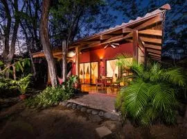 Casa Rustica - Private - Beach Walk - Fast WIFI