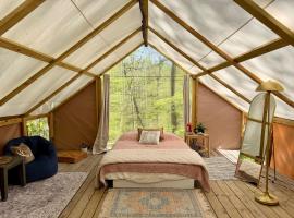 Climber's Cove - A Canvas Cabin in Red River Gorge, hotel sa Stanton
