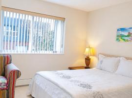 Cozy Home Vancouver 10 Minutes To Downtown, hotel di Vancouver