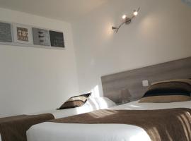 Hôtel Eclipse, hotel v destinaci Magnanville