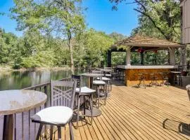15 Mi to University of Memphis: Getaway w/ Games