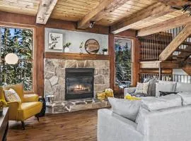 4-Bedroom Chalet Fraternite in Lac-Superieur Tremblant