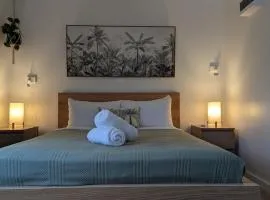 Birdwatcher's Oasis - Tiny Home - Cassowary