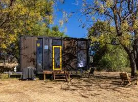 Auburn Vale Cottage by Tiny Away