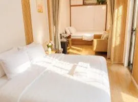 Moon homestay
