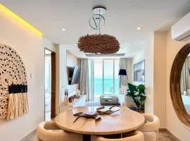 2BR Oceanfront 10 steps of sandy beach