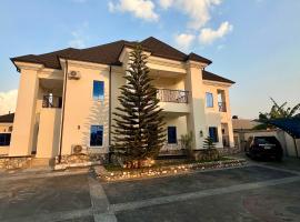 perficient apartments, khách sạn ở Okpanam