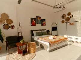 The Heritage Room - Stay Dori home Ben Tre