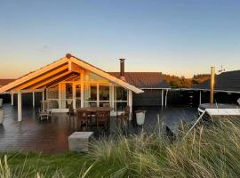 Holiday Home With Sea View And Spa In Nørlev, hotel din Hjørring