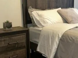 New And Private Chilliwack Condo, 3beds 2bath Near District 1881