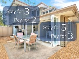 Annvilla - Two bedroom townhouse in Huskisson, hotel u gradu Huskisson