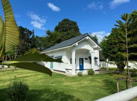 Ballachulish Rayong 2 BR, Hotel in Mae Pim