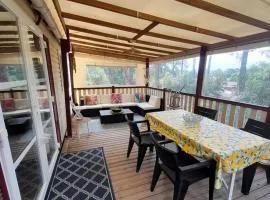 Maison mobilhome sans vis à vis au calme et en hauteur