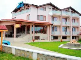 카바르나에 위치한 호텔 Hotel Akre