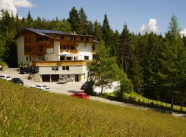 Hotel Pension Tyrol, Hotel in der Nähe von: Golfclub Seefeld-Wildmoos, Seefeld in Tirol